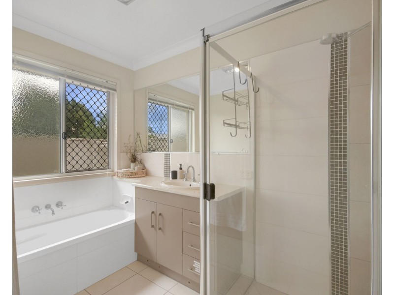 Unit 1/11 Boxsall Street, Newtown QLD 4350
