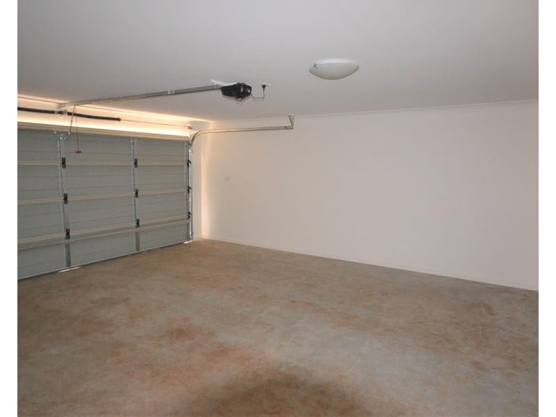 24 Farrer Street, Cranley QLD 4350