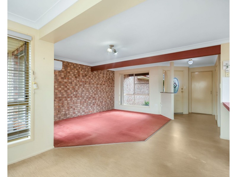Unit 2/517 Hume Street, North Toowoomba QLD 4350