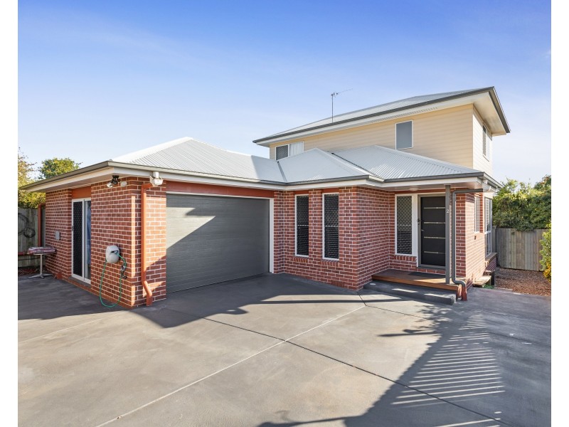 Unit 2/1 Dally Street, South Toowoomba QLD 4350