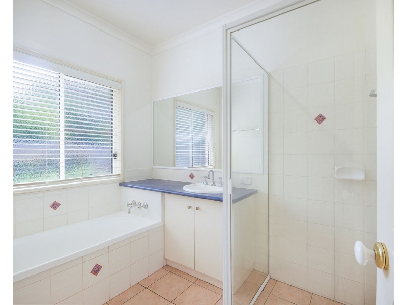 32 Diosma Drive, Highfields QLD 4352