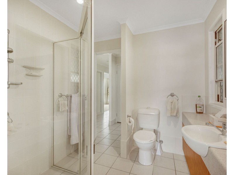 Unit 89/303 Spring Street, Kearneys Spring QLD 4350