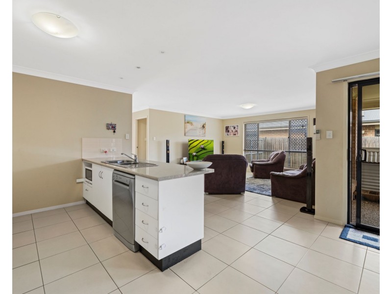 8 Kurrawa Crescent, Glenvale QLD 4350