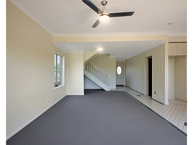 Unit 1/351 West Street, Harristown QLD 4350