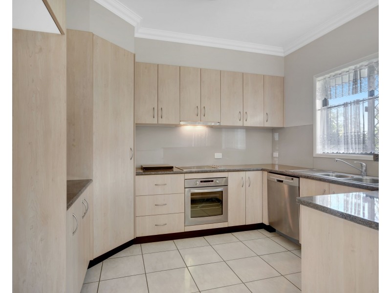 Unit 3/3 Luke Street, Kearneys Spring QLD 4350