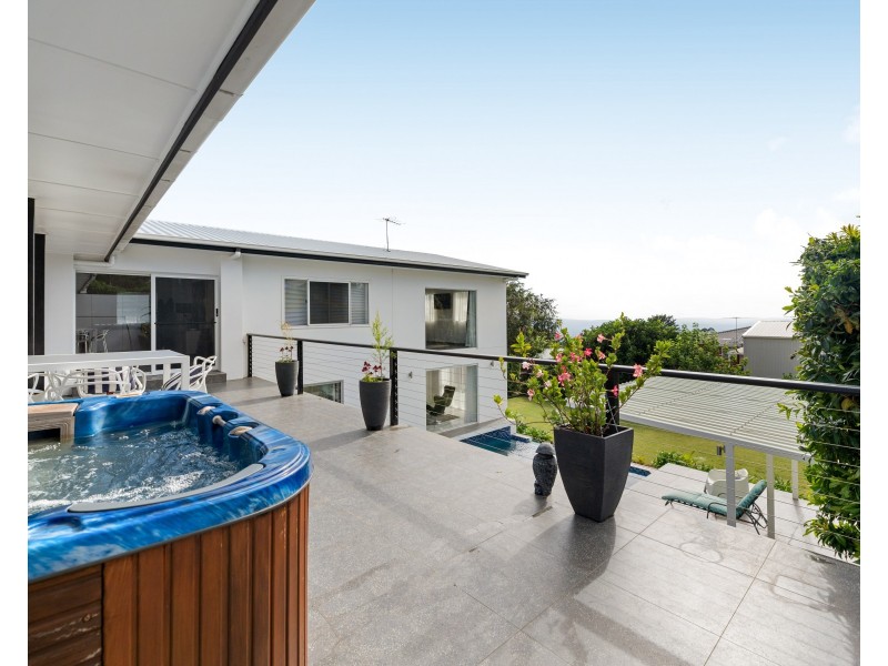 90 Tourist Road, Rangeville QLD 4350