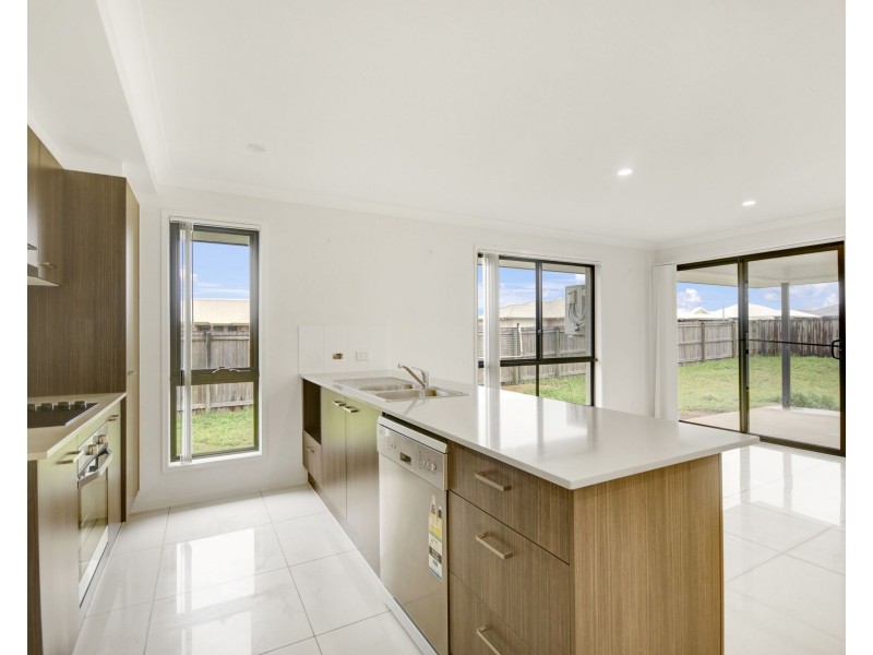 Unit 1/1 Carnamah St, Cambooya QLD 4358