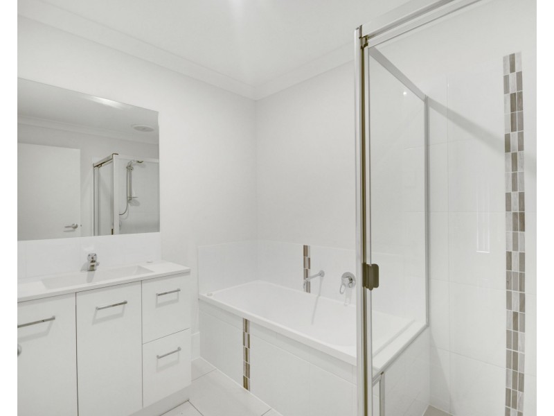 Unit 1/1 Carnamah St, Cambooya QLD 4358