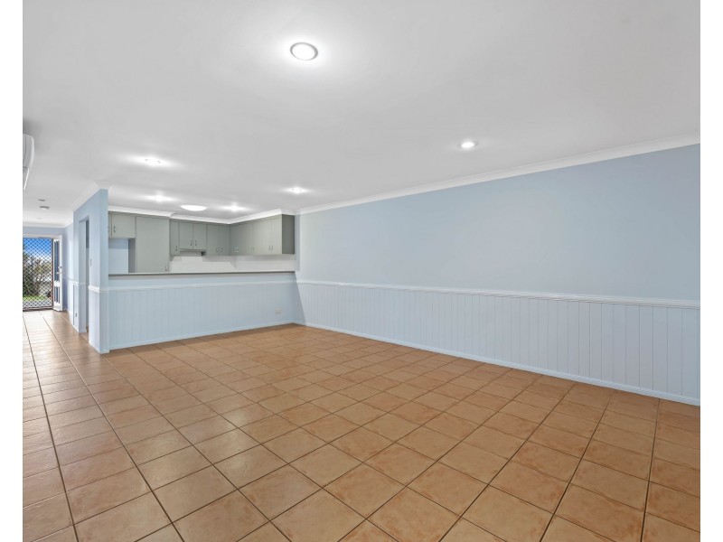 Unit 2/76 Platz Street, Darling Heights QLD 4350