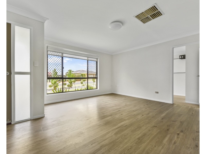 8 Ulm Court, Wilsonton QLD 4350