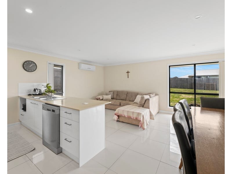 17 Arwon Street, Wyreema QLD 4352