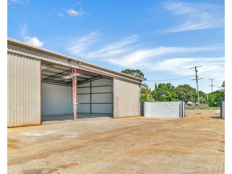 54 Priest Street, Rockville QLD 4350