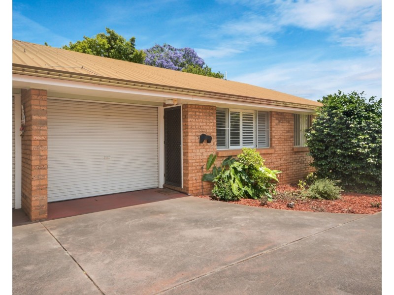 Unit 1/102 Alderley Street, Rangeville QLD 4350