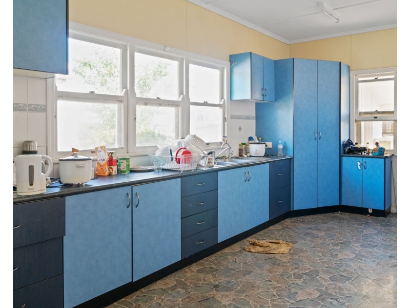 217 Bridge Street, Oakey QLD 4401