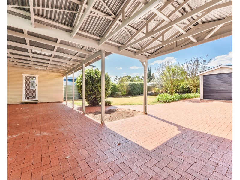 13 Roessler Street, Rangeville QLD 4350