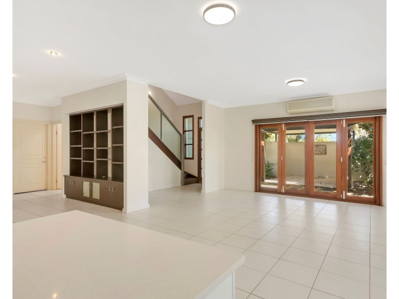 Unit 4/200 Ramsay Street, Centenary Heights QLD 4350