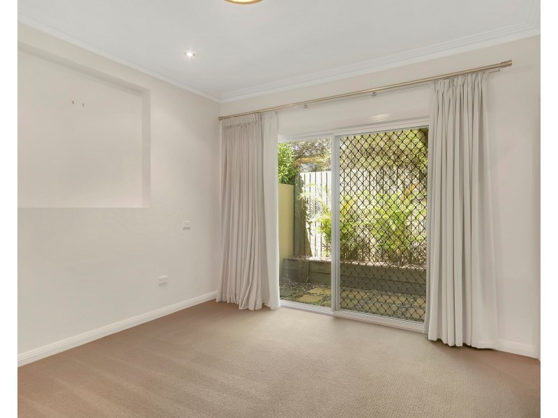 Unit 4/200 Ramsay Street, Centenary Heights QLD 4350