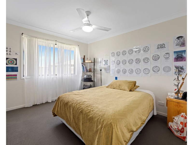 Unit 2/26 Ridge Drive, Cambooya QLD 4358