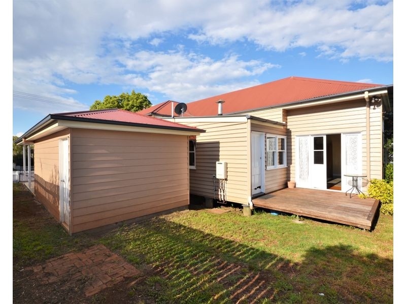 158 Campbell Street, Toowoomba City QLD 4350