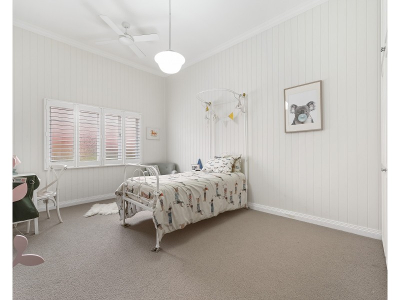 46 Bridge Street, East Toowoomba QLD 4350