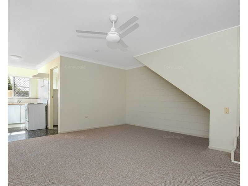 Unit 6/9 Whitefriars Street, Rockville QLD 4350