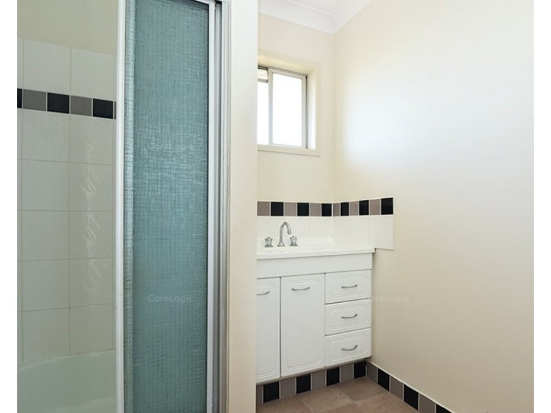 Unit 6/9 Whitefriars Street, Rockville QLD 4350