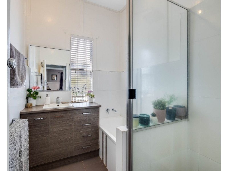 5 Louisa Street, South Toowoomba QLD 4350