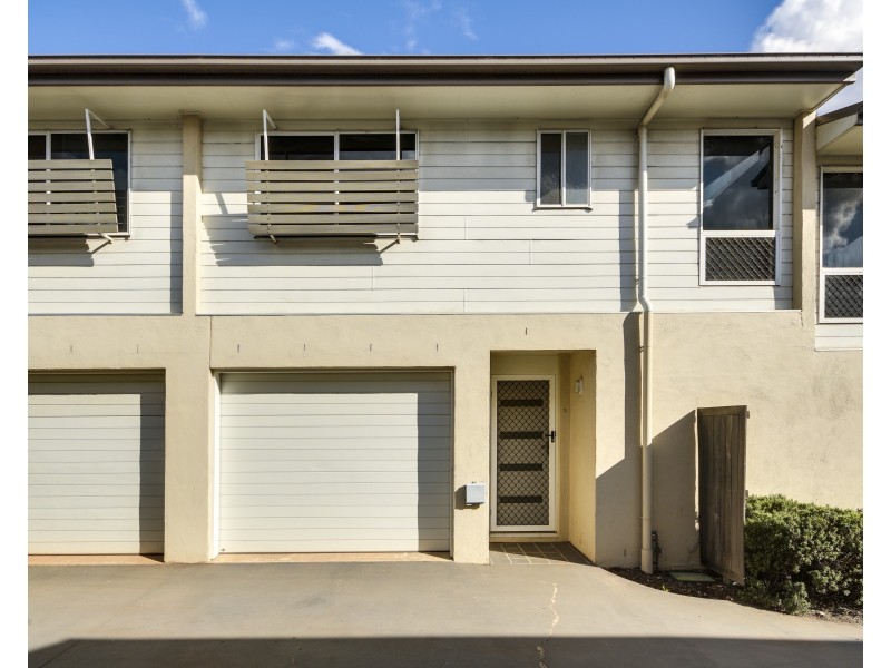 Unit 3/11 Obrien Street, Harlaxton QLD 4350