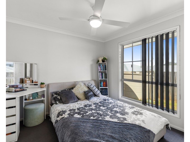 13 Downs Street, Glenvale QLD 4350