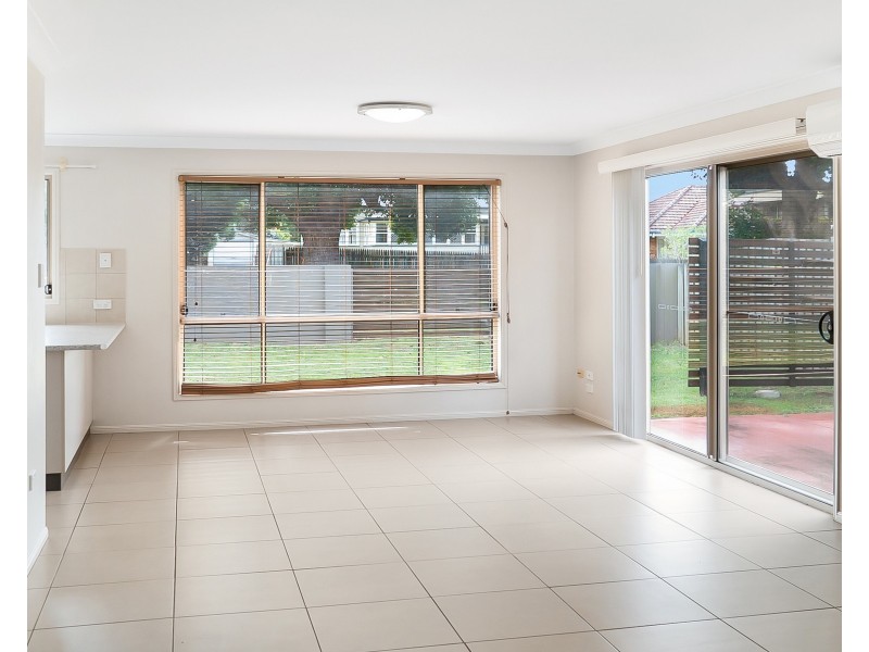 Unit 1/16 Anzac Avenue, Newtown QLD 4350