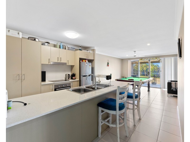 Unit 2/15 Alpine Court, Cranley QLD 4350