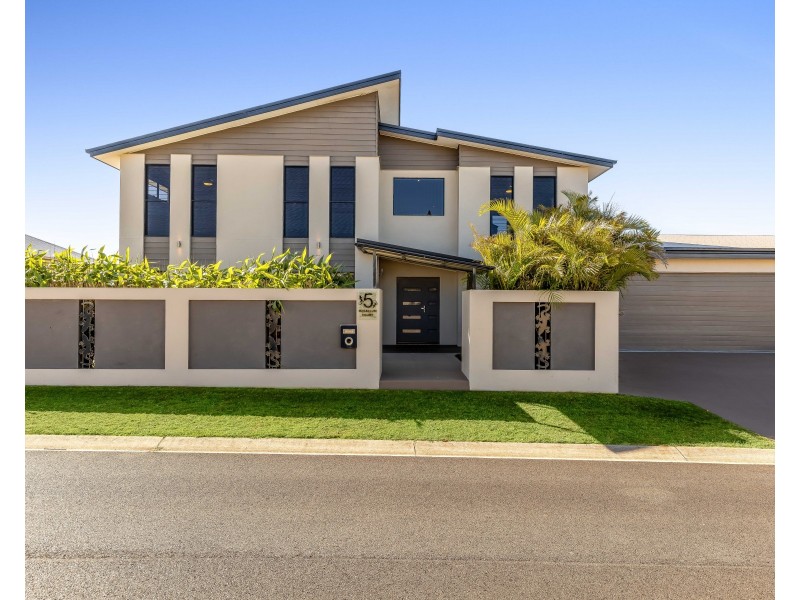 5 McCallum Court, Middle Ridge QLD 4350