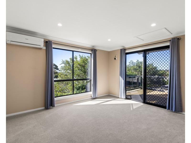 5 McCallum Court, Middle Ridge QLD 4350