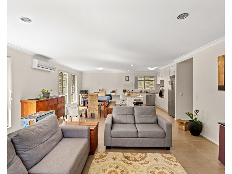 39 Sunset Drive, Glenvale QLD 4350