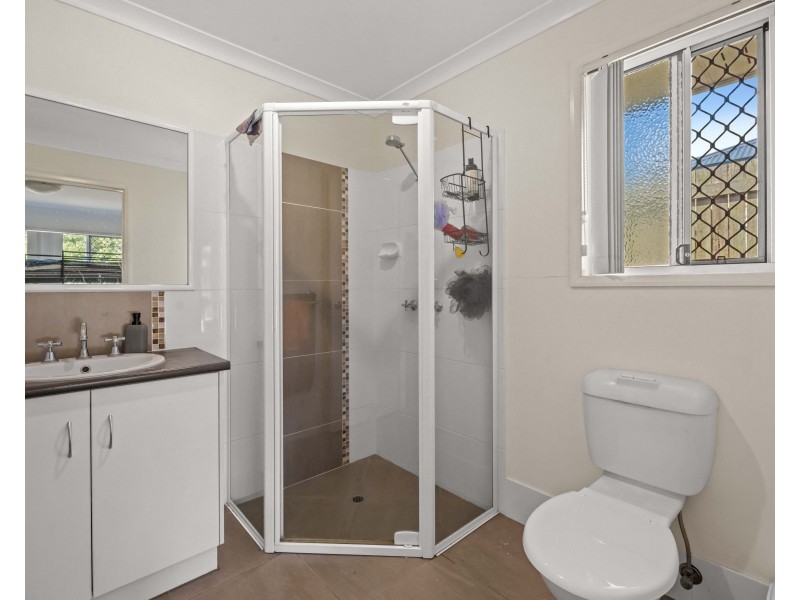 39 Sunset Drive, Glenvale QLD 4350