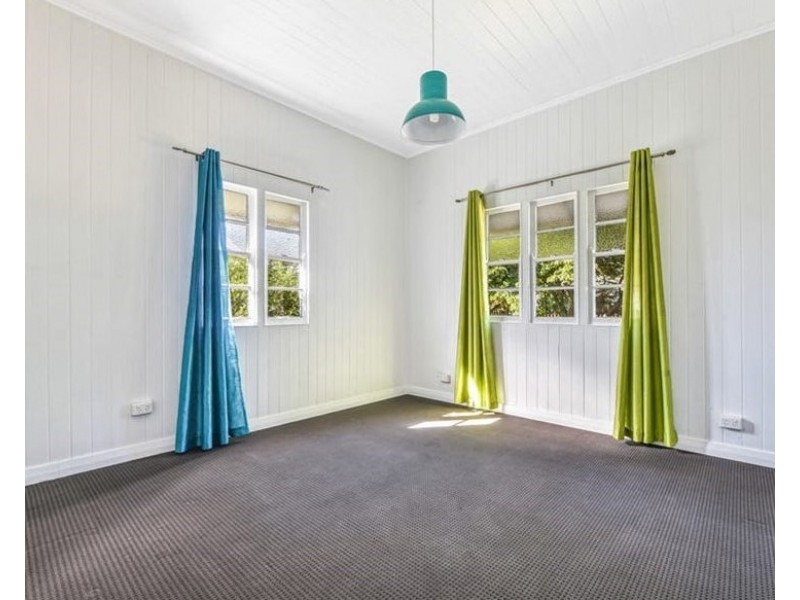 7 Park Street, Wilsonton QLD 4350