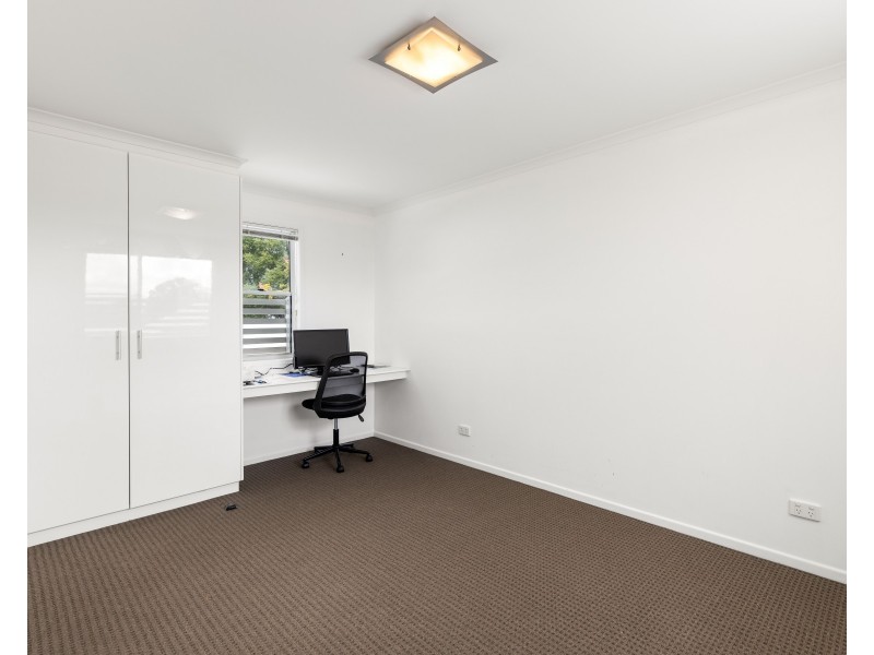 Unit 5/19B Gladstone Street, Newtown QLD 4350