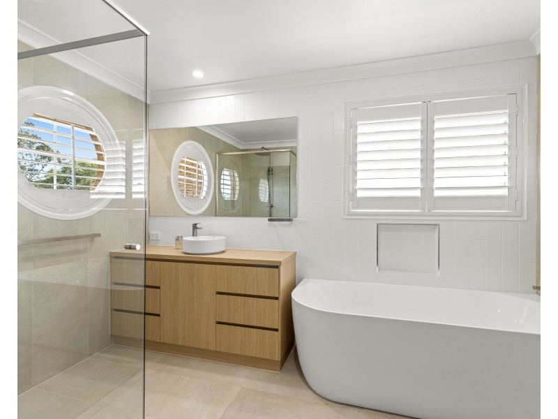 17 Calim Street, Cotswold Hills QLD 4350