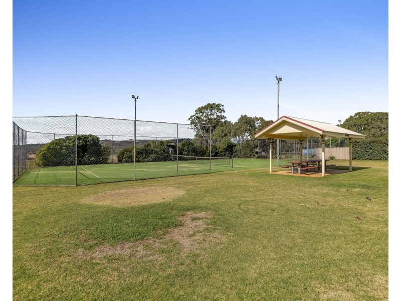 17 Calim Street, Cotswold Hills QLD 4350