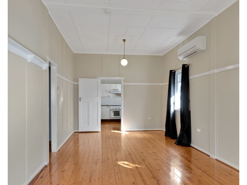 10 Bruce Street, East Toowoomba QLD 4350