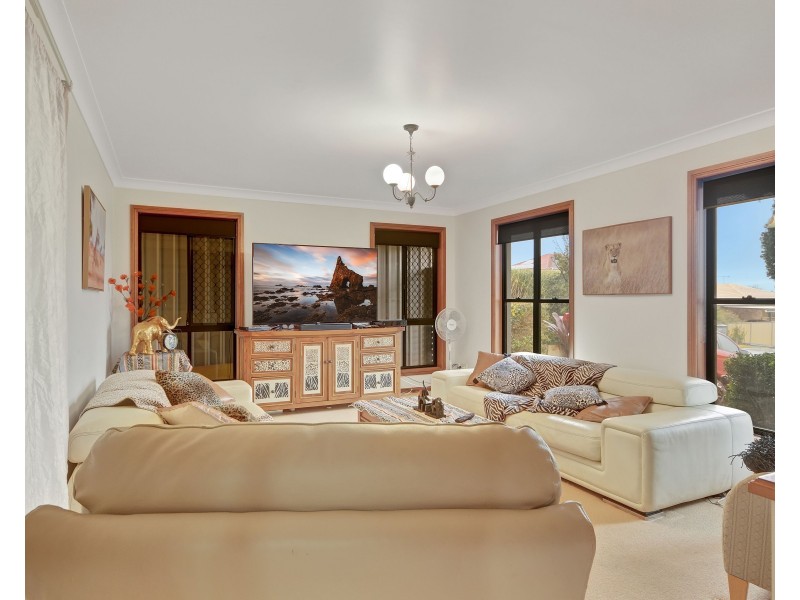 5 Catalina Drive, Wilsonton Heights QLD 4350