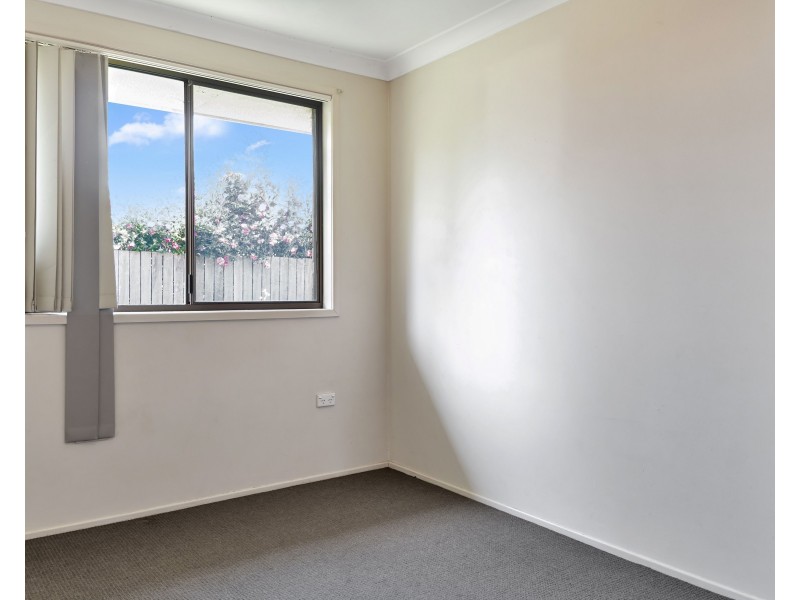 33 Riethmuller Street, Kearneys Spring QLD 4350