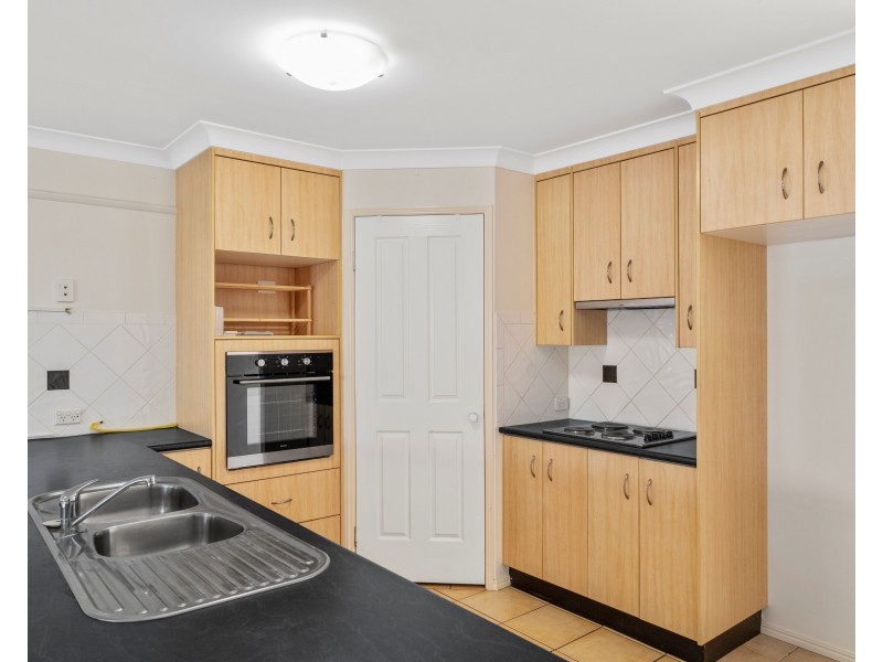 Unit 1/26 Hoepper Street, Kearneys Spring QLD 4350
