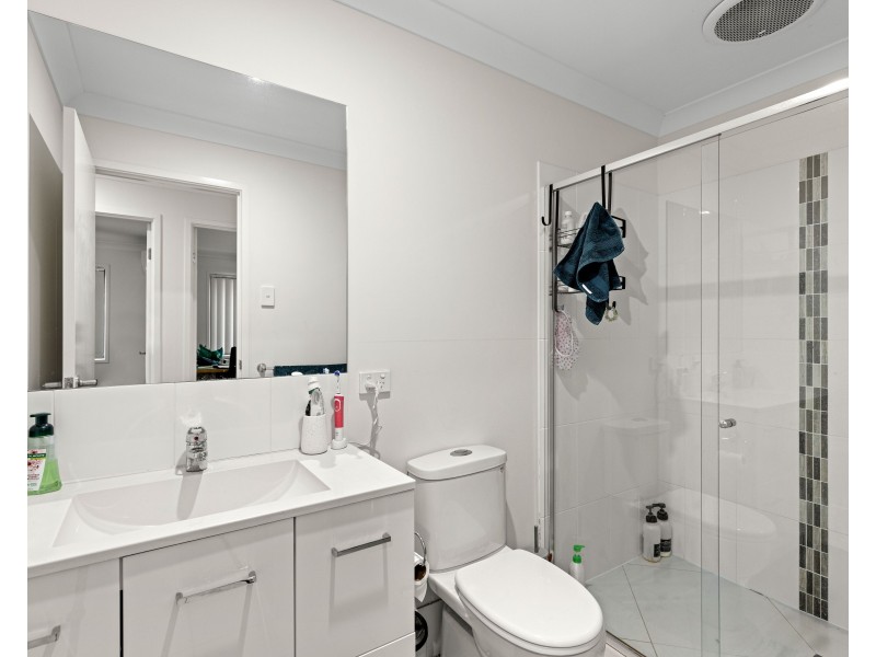 12 Kensei Street, Wyreema QLD 4352