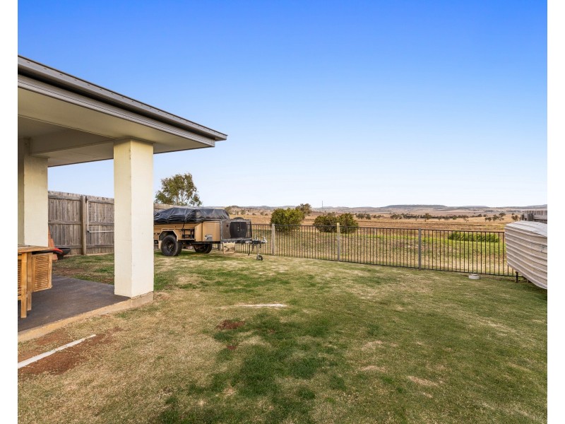 12 Kensei Street, Wyreema QLD 4352