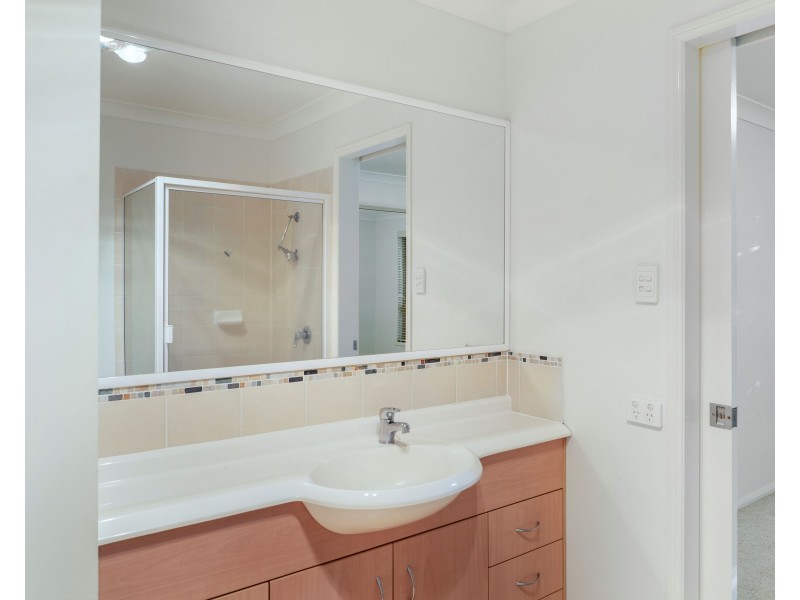 Unit 4/76 South Street, Rangeville QLD 4350