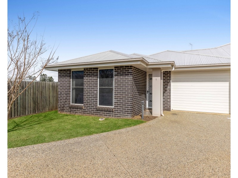 1/23 Furness Court, Kearneys Spring QLD 4350