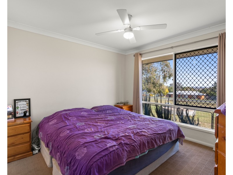 24 Petersens Road, Kingsthorpe QLD 4400