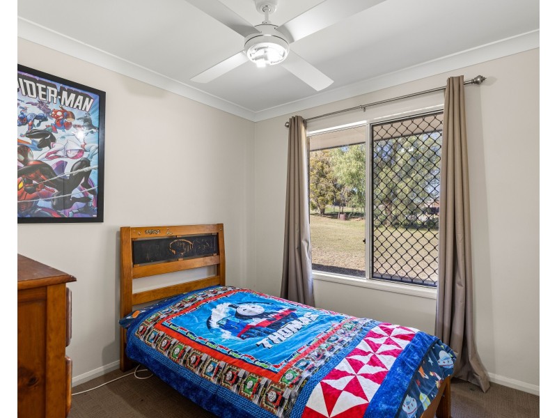 24 Petersens Road, Kingsthorpe QLD 4400