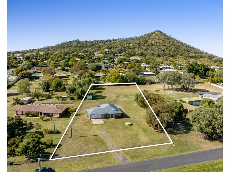 24 Petersens Road, Kingsthorpe QLD 4400